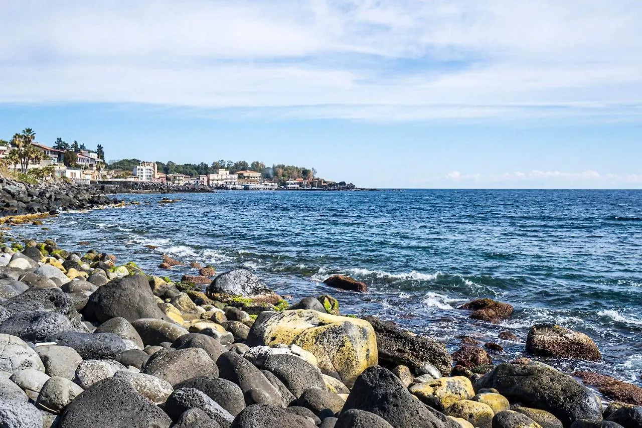 B&B Sea Terrace Aci Castello