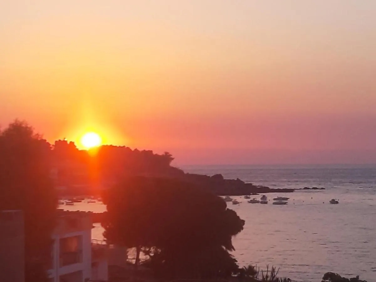 B&B Sea Terrace Aci Castello Bed & Breakfast