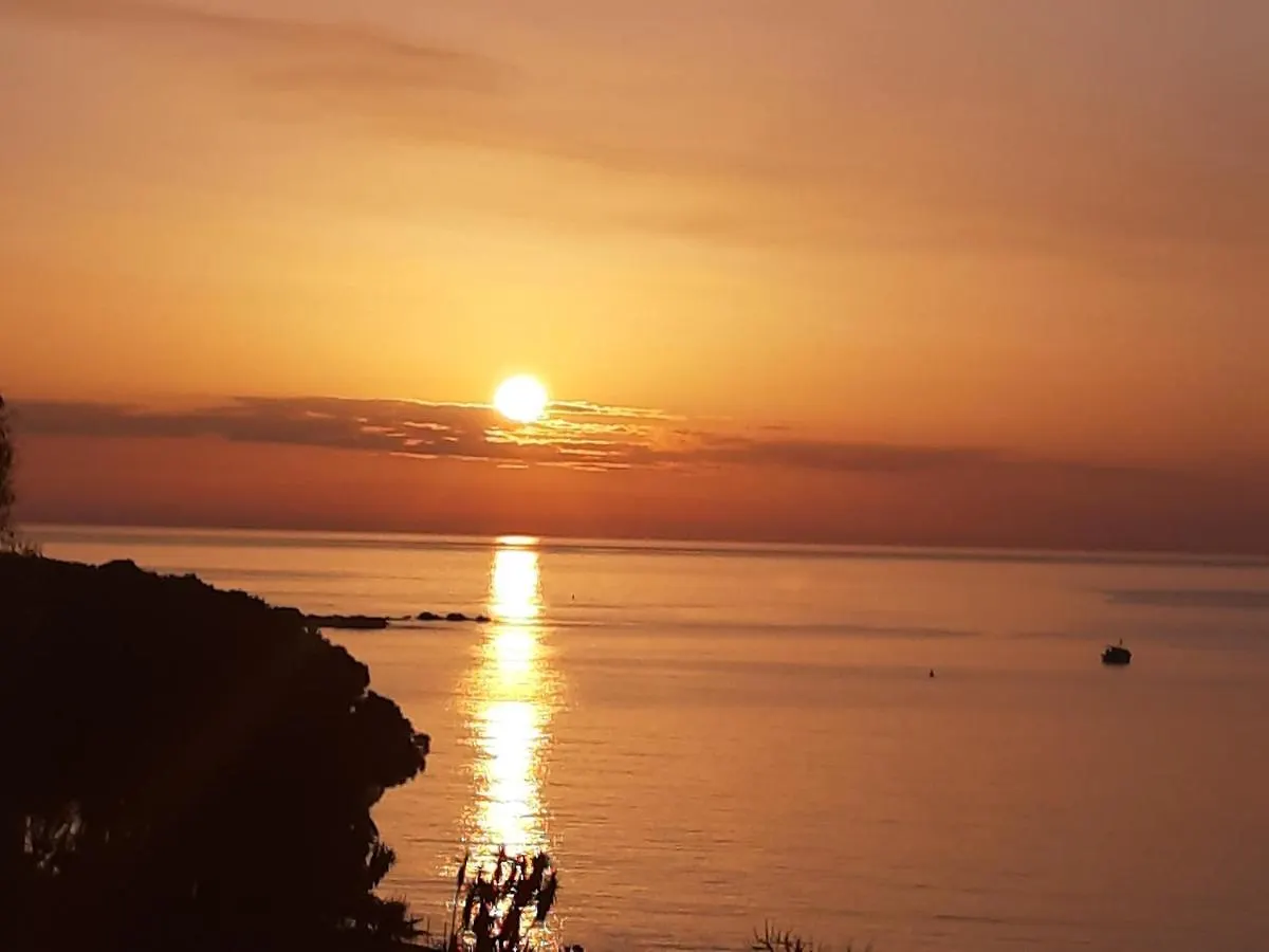 B&B Sea Terrace Aci Castello 0*,