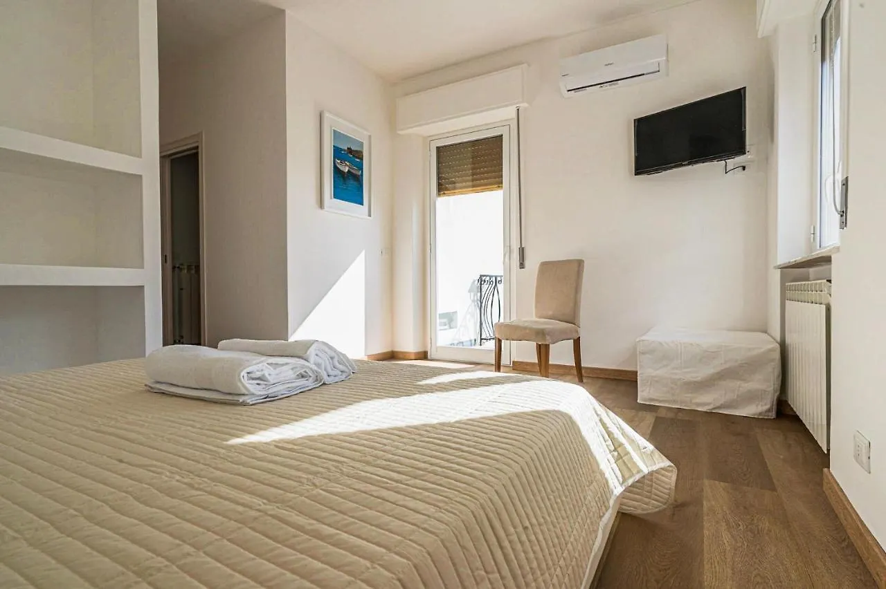 Bed & Breakfast B&B Sea Terrace Aci Castello